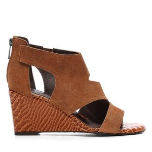 Donald Pliner Panya Wedges